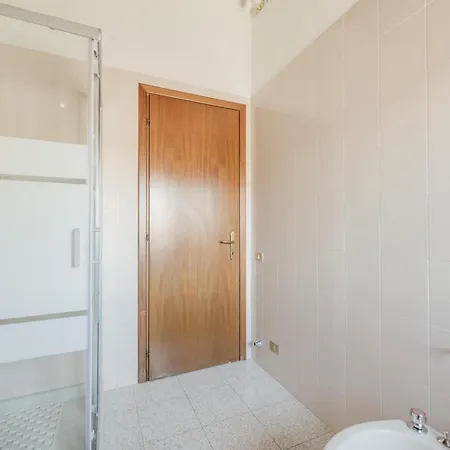 Paoloiri Apartman *
